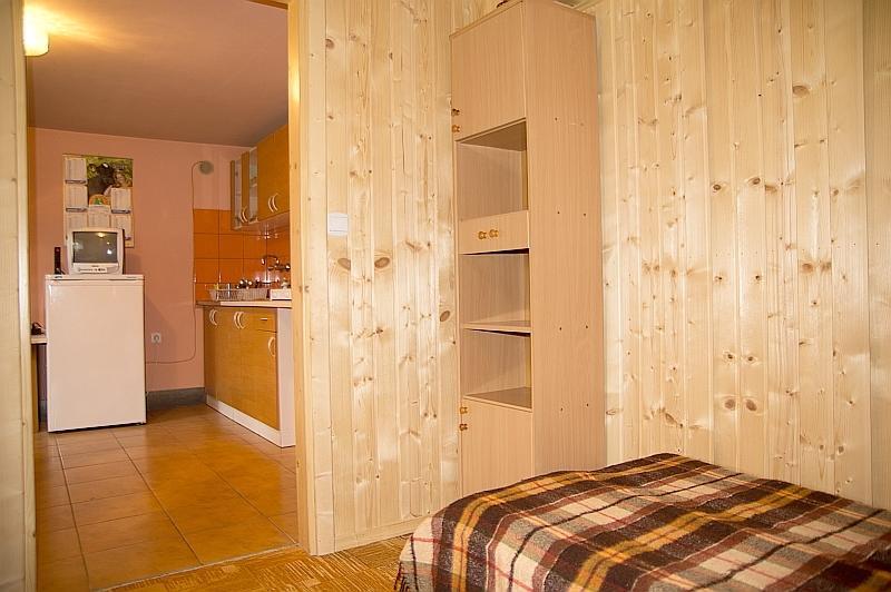 Hacjenda - Apartamenty I Pokoje Goscinne Czarna Góra Habitación foto